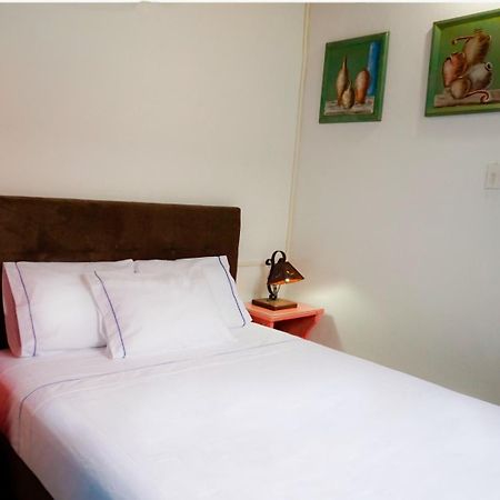 Hotel Casa Narvaez Girardot Exteriör bild